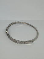Crystal Heart Bangle Bracelet / Pulsera Rígida con Corazón de Cristales