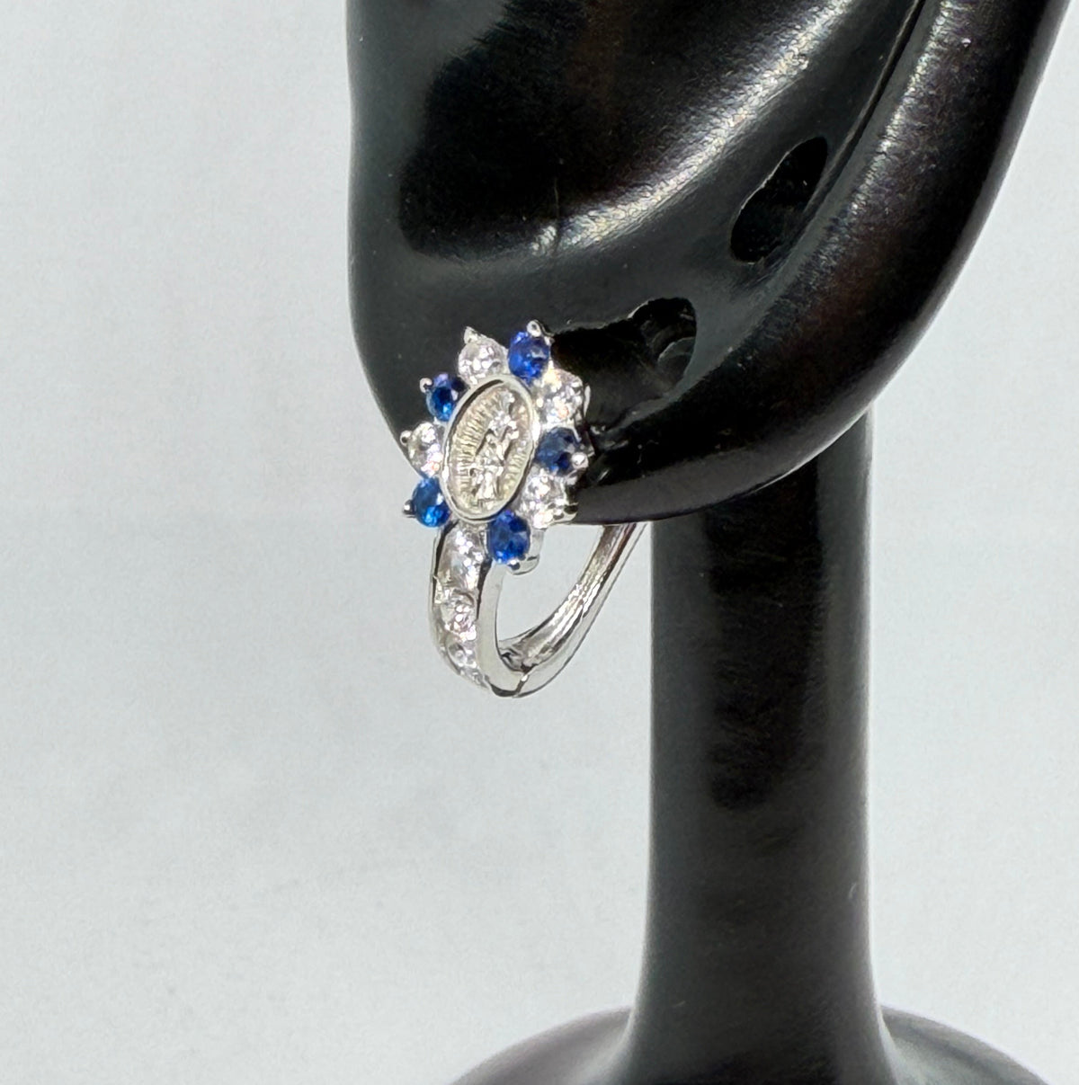 Virgin of Guadalupe Earrings – Blue & Crystal / Aretes Virgen de Guadalupe – Azul y Cristal