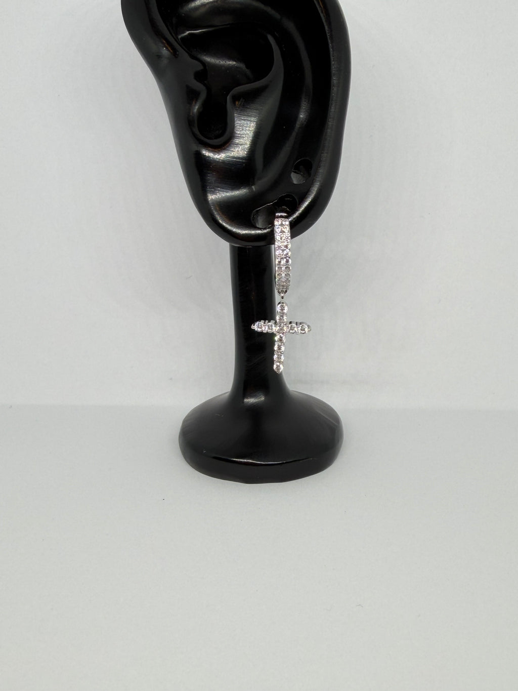 Gothic Cross Crystal Dangle Hoop Earrings / Aretes Argolla con Cruz Gótica de Cristales