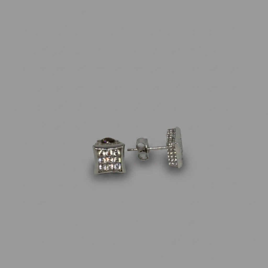 Men's Silver Square Crystal Stud Earrings / Aretes de Hombre Cuadrados Plata con Cristales