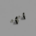 Men's Two-Tone Black & Silver Square Stud Earrings / Aretes de Hombre Cuadrados Bicolor Negro y Plata