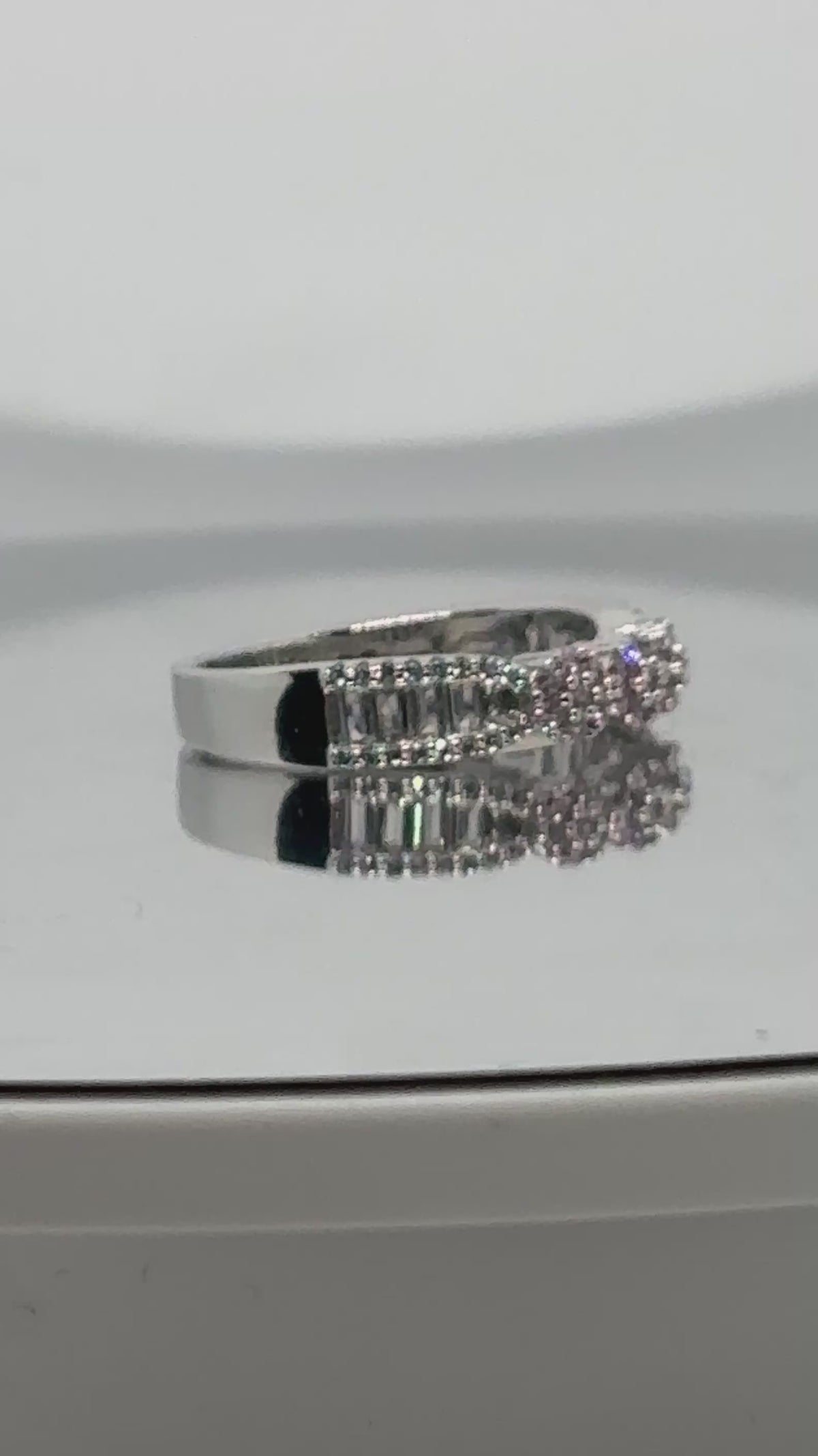 Little Pink Eyes Ring — 925 Sterling Silver